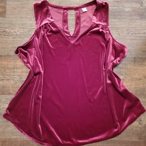 Old Navy Cabernet Burgundy Keyhole Velvet Tank Top